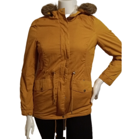 Divided Jackets & Blazers - Divided winter coat